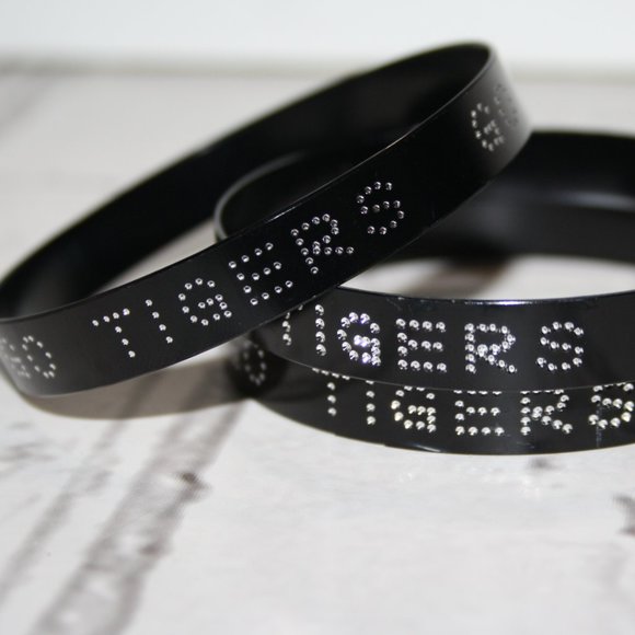 Black and silver GO TIGERS Bangle bracelet NWOT 7" - Picture 2 of 5